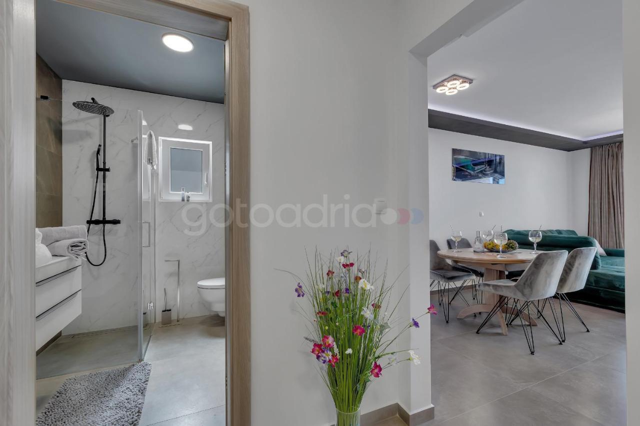 Luxury Seaview Apt Luki - Free Parking Makarska Eksteriør bilde